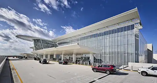 Orlando International Airport (MCO)